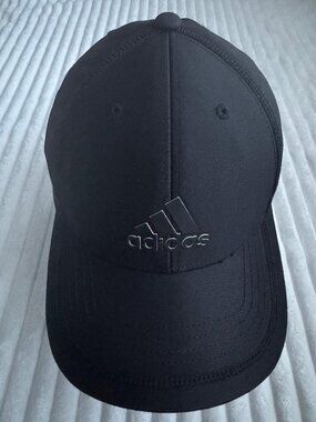 Adidas Men's Black Aeroready Adjustable back Hat, Excellent Condition
